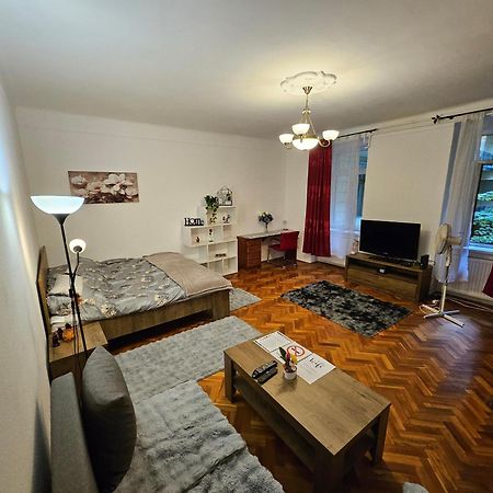 Pet Friendly 2Bdr Apartment Budapest Exterior photo